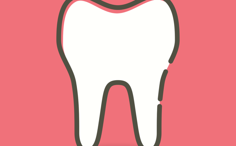 Piękne zdrowe zęby dodatkowo godny podziwu prześliczny uśmieszek to powód do płenego uśmiechu.